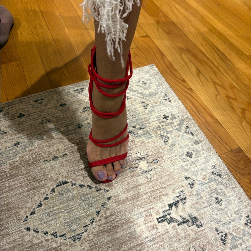 Women’s classic high strap up heels shoes